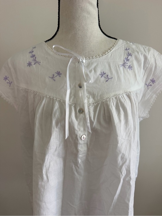 Victoriana Other - Vintage Victoriana Top